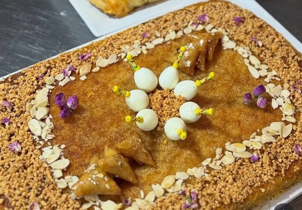Pastilla familiale aux amandes, œufs et briouates – Jomana Baldi